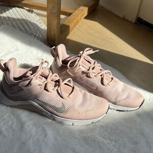 Nike Women's Legend Essential Training in Stone Mauve
